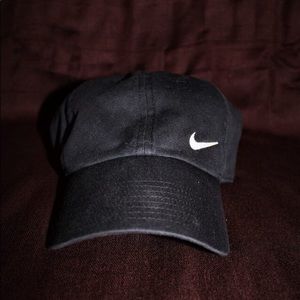 NIKE HAT